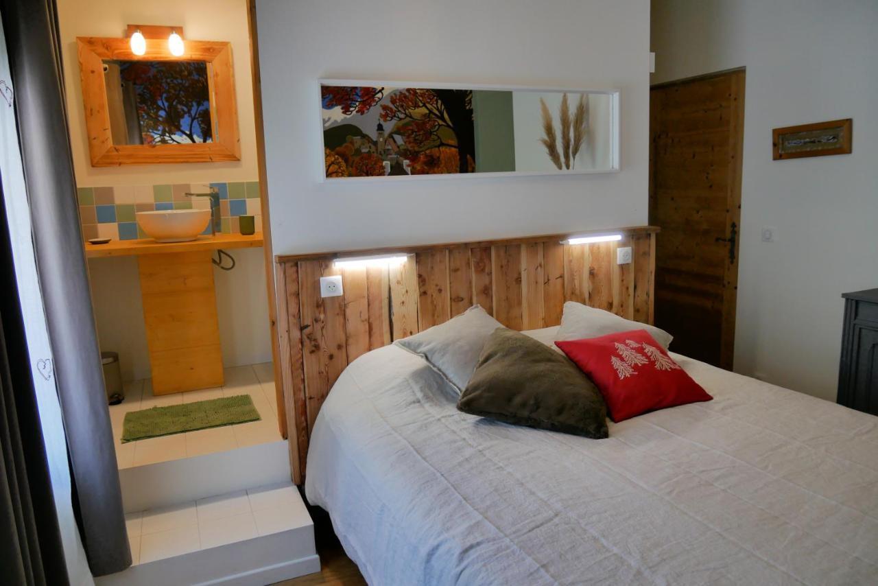 Bed and Breakfast Nid Douillet Briancon Экстерьер фото